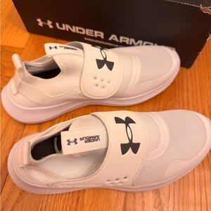 Under Armour Sneakers
